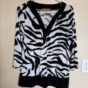 Ellen Tracy Black and White Animal Print Top